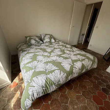 Casa de Férias Le Grand Milly-la-Foret